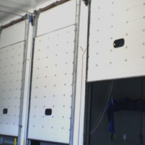 2012-12-03_1354545280_puertas_seccionales_9